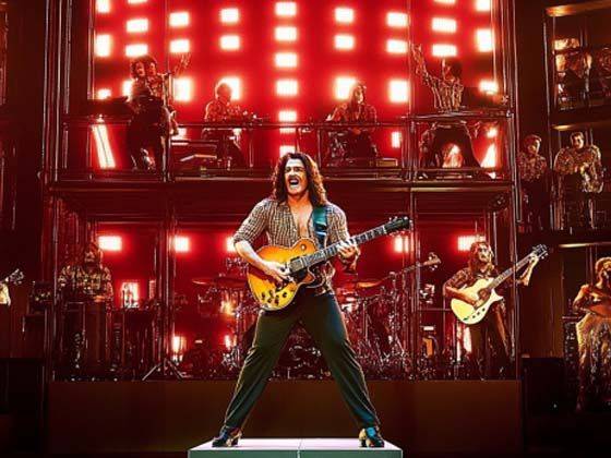 A Beautiful Noise - The Neil Diamond Musical